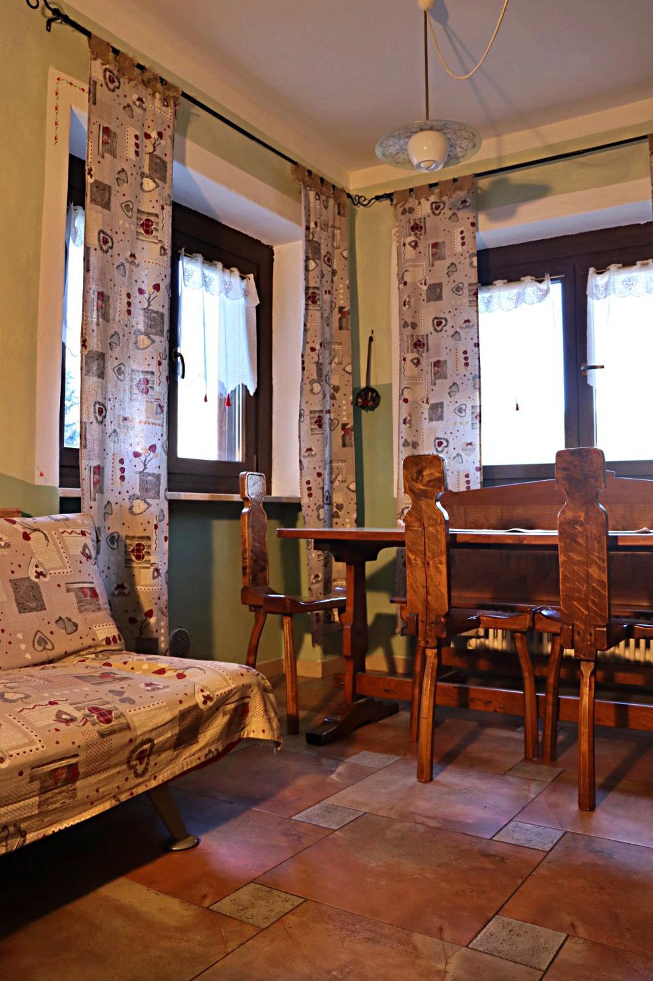 Chevres A Cheval - Apartment อาออสตา ภายนอก รูปภาพ